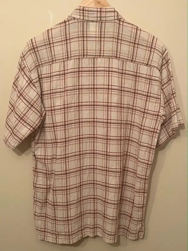 Patagonia Men's Cotton Shirt Medium Cream Black Red Check SS in Men's in Calgary - Image 3