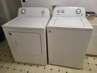 AMANA Washer and Dryer in excellent condition