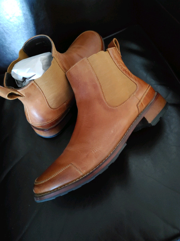 Cole Haan "Brentley"Chelsea boot Sz 9.5M Boots leather slip-on in Men's Shoes in Windsor Region