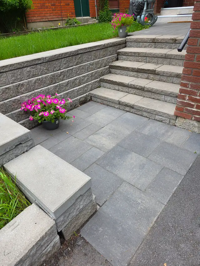 Interlock and Landscape Labourer in Construction & Trades in Ottawa - Image 6