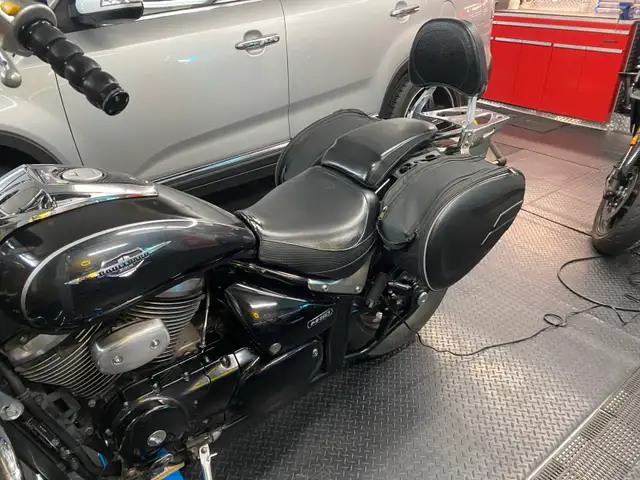 Suzuki Boulevard M50 2008 dans Utilitaires et de promenade dans Ville d’Edmonton - Image 4