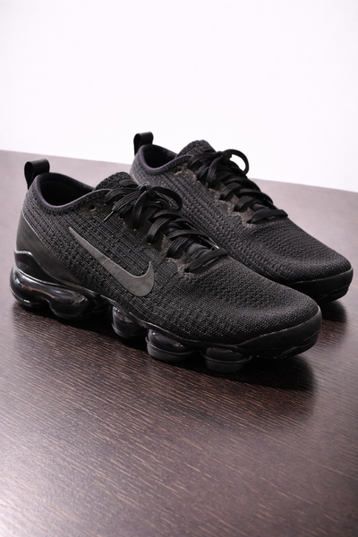 Womens Nike Shoes Size 7 MOVING-SALE, View more
