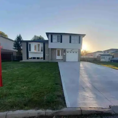 A private room is available for rent in a clean and well-maintained house in Brampton. -Private room...