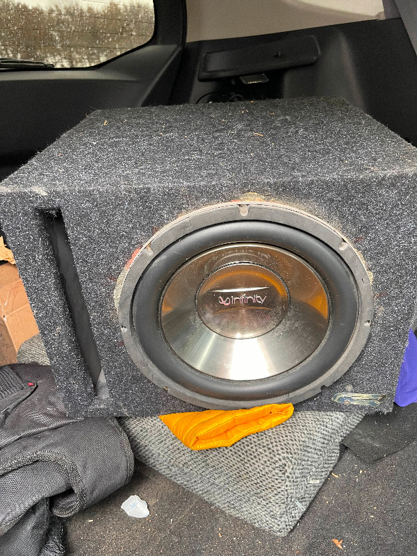 (MIDLAND)10''INFINITY SUB...$80.00 in General Electronics in Barrie