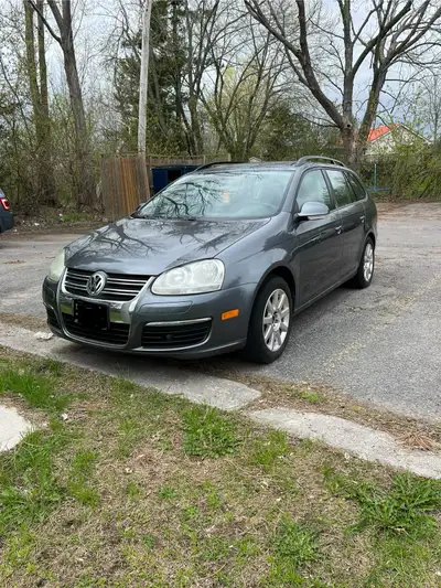 2009 VW Jetta Sportwagen, 137,000kms, 2.5 L inline 5cyl, auto, ac, power windows, sport mode, remote...
