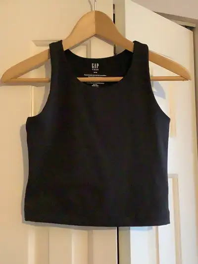 Brand new GAP compression top without tags size teen 14-16, View more