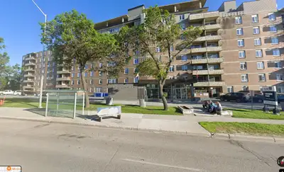2 Bedroom 1 Bath (Utilities , Great storage)+ A Month Rent off