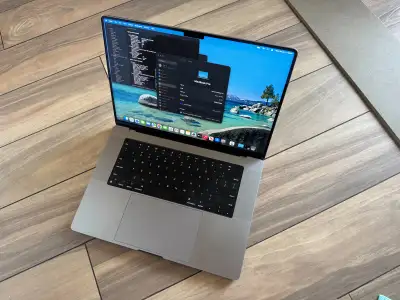 2023 M2 Pro Macbook Pro 16" 32GB Ram 512GB SSD 32 Cycle Count, View more