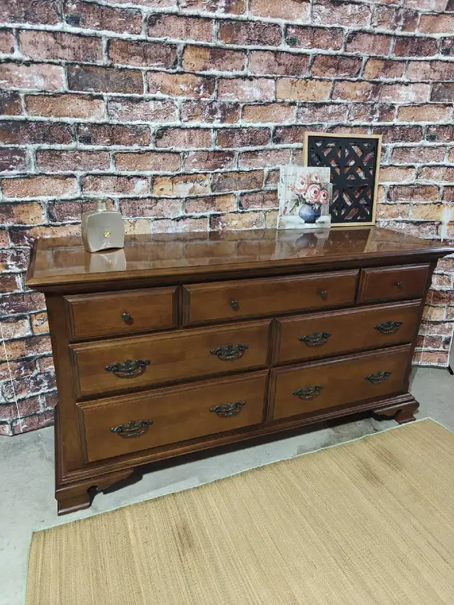 DELICRAFT High Quality Solid wood Dresser Sideboard.Can Deliver in Dressers & Wardrobes in Cambridge - Image 3