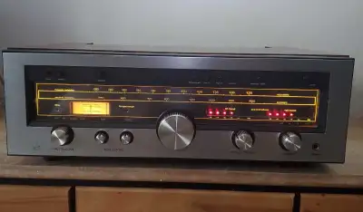 Luxman R-1040 Stereo Receiver, View more
