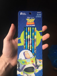 SOLD-------Toy story 3 beyond pencils pack vintage