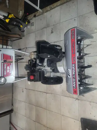 Snow blower land mark 10/28 limited, View more
