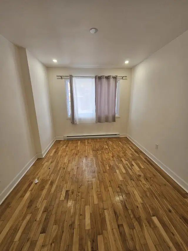 For Rent 3 1/2 apartment - 5 minute walk to Rosemont Metro in Long Term Rentals in City of Montréal - Image 6