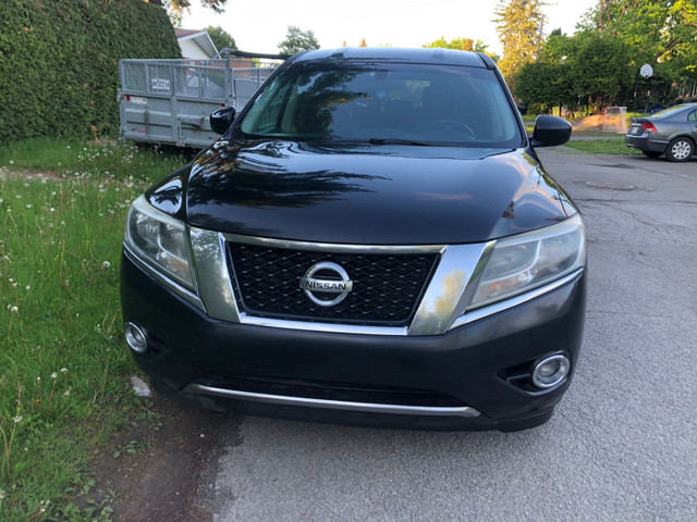 NISSAN PATHFINDER 2015  Impeccable dans Autos et camions  à Laval/Rive Nord - Image 2