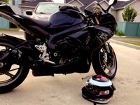 Gsxr 750 online kijiji