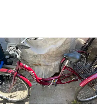 SCHWINN ADULT TRIKE MERIDIAN IN GOOD SHAPE NOT USING PICK UP IS IN TORONTO
