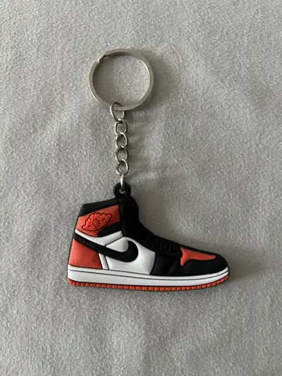 Air Jordan 1 Keychain 2D Orange/Black, View more