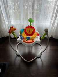 Baby exersaucer/bouncer 