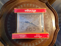 Vtg Westclox Drowse Dialite Electric Alarm Clock in Original Box