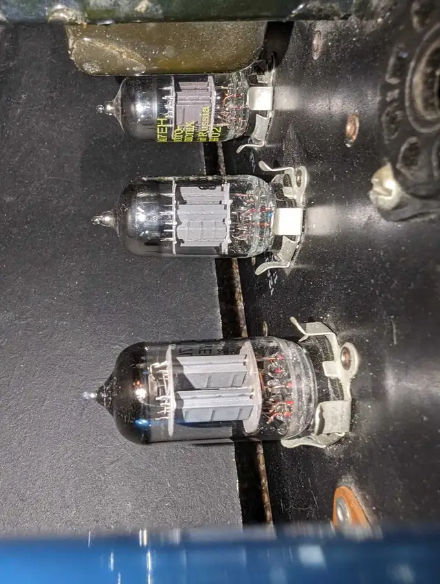 Vintage Rare Garnet "The Deputy 1" 50W All Tube Plexi Combo15"EV in Amps & Pedals in Winnipeg - Image 9