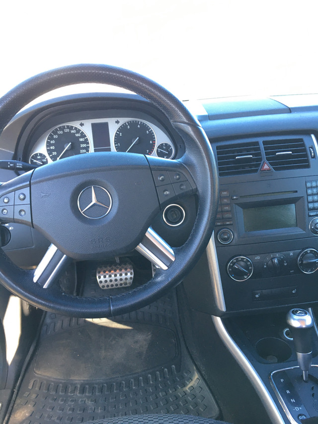 Mercedes benz B200 2010 safetied in Cars & Trucks in Sarnia - Image 3