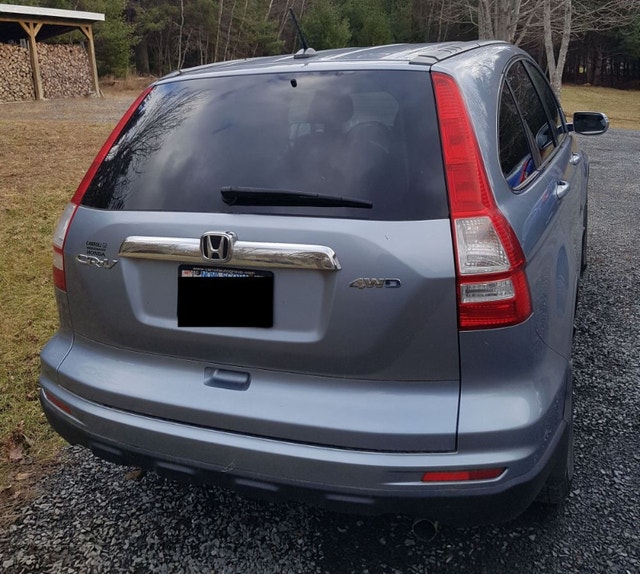 2011 Honda CRV 4WD 5DR EXL, excellent condition, low mileage Cars