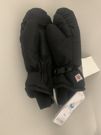 Brand new snow mittens size small/medium for 8-12 years old