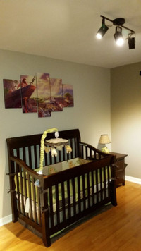 Nursery set: 6pcs Convertible Crib/night stand/dresser in Brown