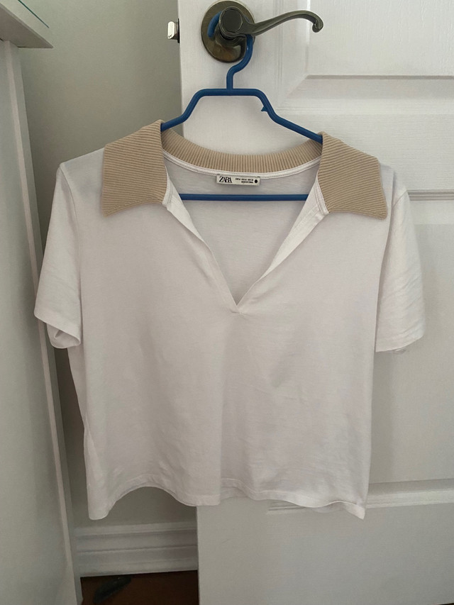 Women Zara top size M worn once dans Femmes - Hauts et vêtements d'extérieur  à Laval/Rive Nord