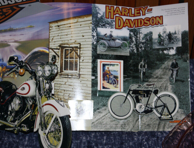HARLEY DAVIDSON 3 DIMENSIONAL BOOK 1998 in Non-fiction in Calgary - Image 4