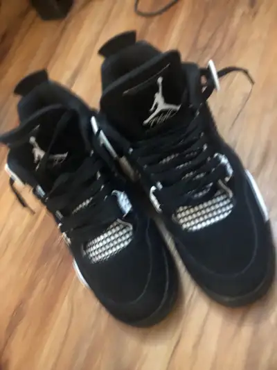 Jordan 4 white thunders, View more