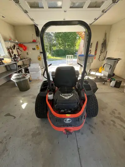 Low hours of 384, one owner If interested phone calls only. Reach Marg at 519-955-1273. Located in C...