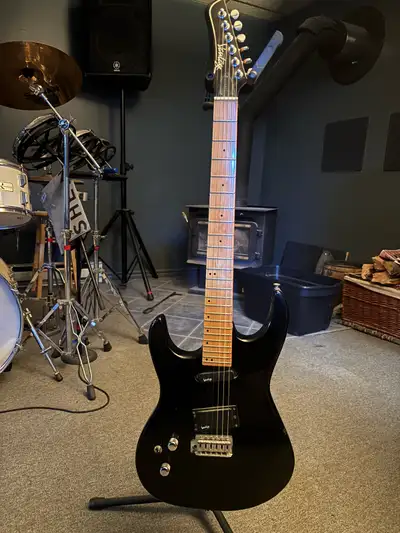 Guitare gauchère Vantage, View more