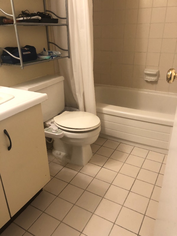 FURNISHED One large BR+Den on Queens Quay West (CN Tower front) Long