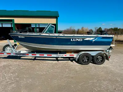 - Yamaha 4.3 ltr 204 horse INBOARD with Yamaha outdrive - 1993 Yamaha 9.9 kicker - 2022 tandem axle...
