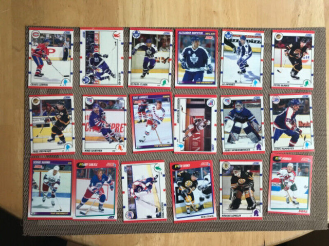 Hockey Cards in Arts & Collectibles in Red Deer - Image 2