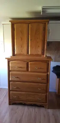 Oak dresser wardrobe 