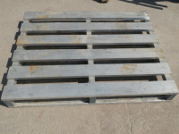 Used 36" x 48" KD 4-Way Aluminum Pallet - Only $300