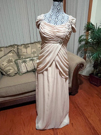 Mother of the Bride - cream (size 10)
