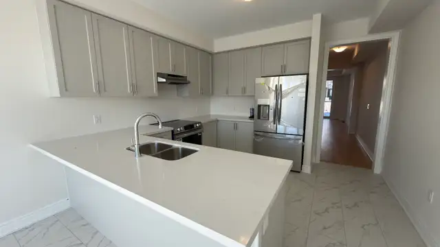 Brand New 3 Bedroom Townhome for Rent in Seaton, Pickering in Long Term Rentals in Markham / York Region - Image 8