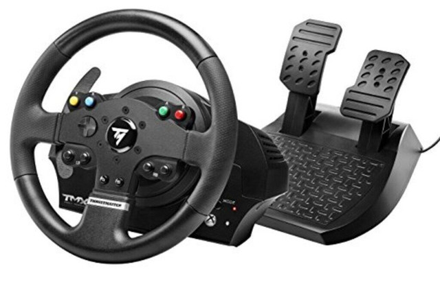 Thrustmaster TMX Racing Wheel with force feedback in XBOX One in Mississauga / Peel Region