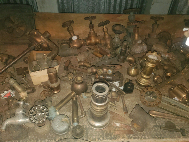 Vintage Antique Brass Valves Decor Huge Selection in Arts & Collectibles in Edmonton - Image 2
