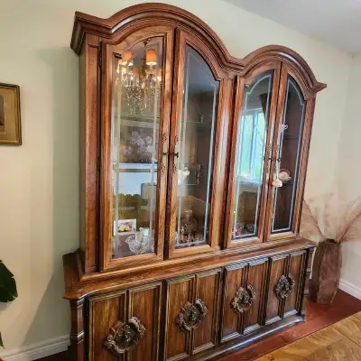 Cabinet -  with drawers, View more