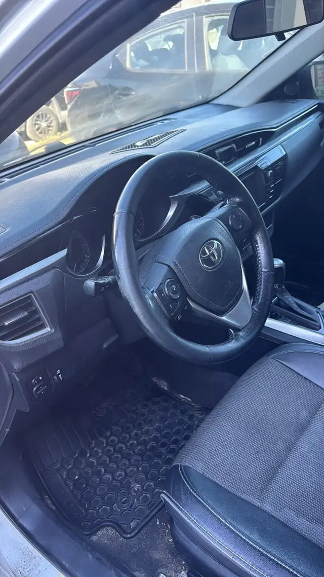 Toyota Corolla 2016602769924450560002