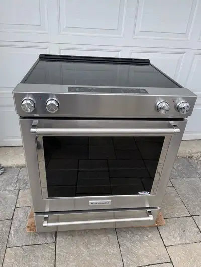 KitchenAid slide-in stove/oven, View more