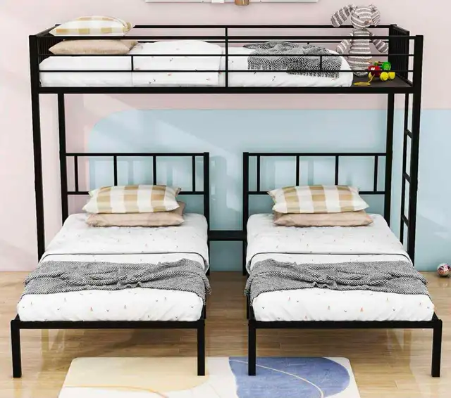 Triple decker bed63007359463681121