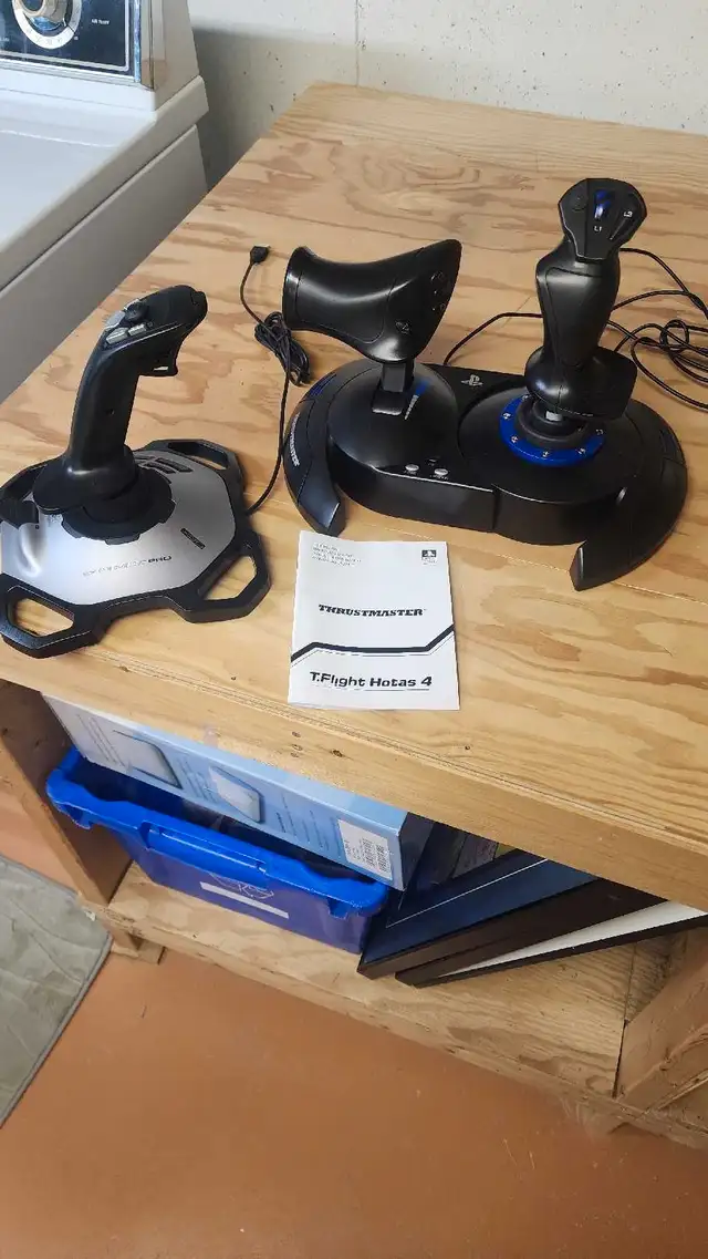 Thrustmaster Hotas 4 and an Extreme 3D Pro Joysticks63815757485953123