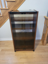 Vintage Retro LP Cabinet - A Timeless Showcase for Your Vinyl