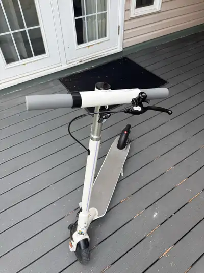 OKAI Neon ES20 eScooter ElectricScooter White, View more