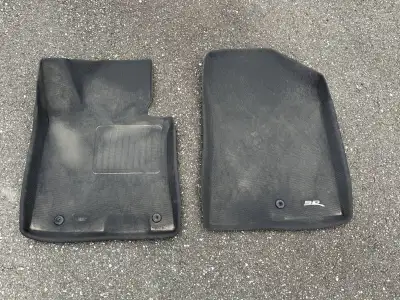 2 tapis d'hiver moulés sur mesure 3D pour Hyundai Elantra GT 2013 à 2017 Ce sont les tapis qui vont...